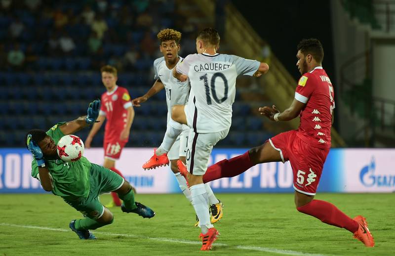 Kaledonia Baru (jersey merah) debut di Piala Dunia U-17 2017 India. (fifa.com)