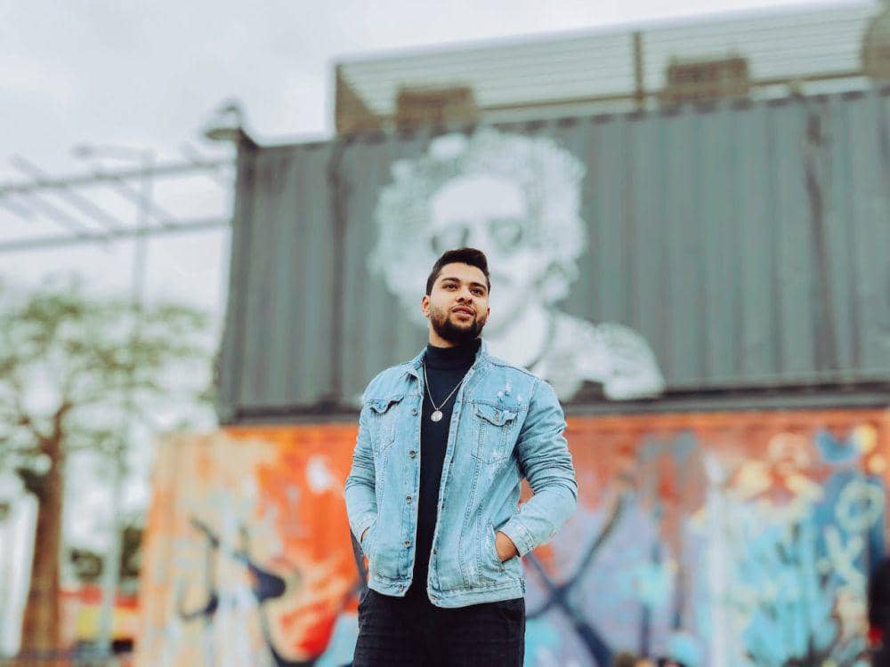 Ilustrasi memadukan warna pakaian dengan tepat. (pexels.com/Atef Khaled)