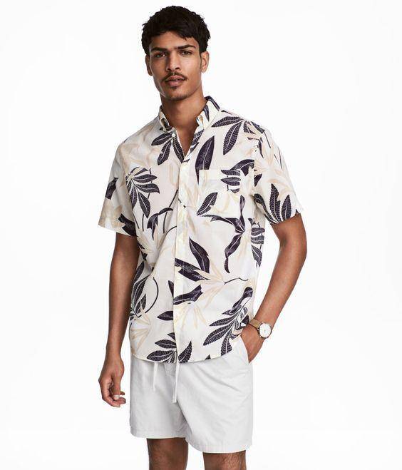 Outfit nonton konser pria kemeja print dan celana pendek (pinterest.com)