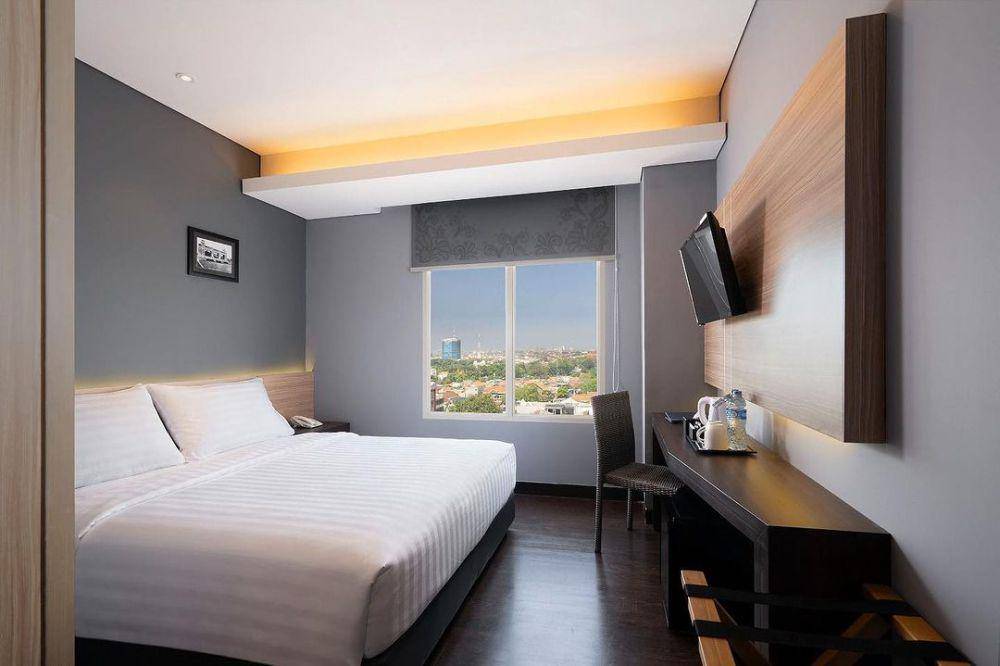 Kamar dengan pemandangan city view di Batiqa Hotel Surabaya. Instagram/batiqahotelsurabaya