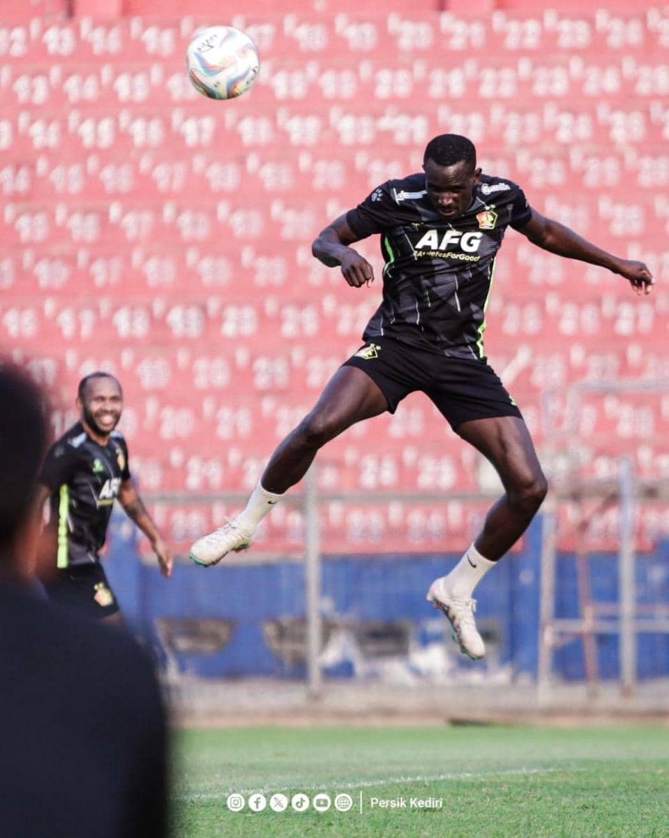 Pemain Persik Kediri saat berlatih. Instagram.com/@persikfcofficial