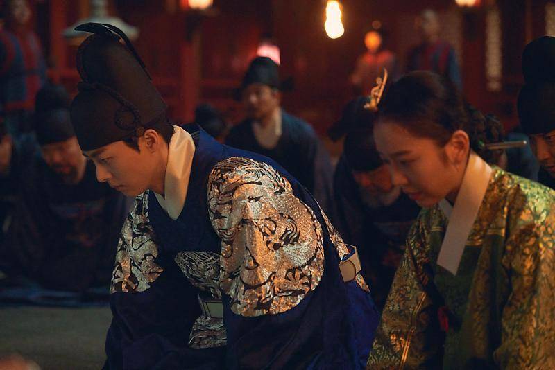 cuplikan Kim Mu Jun sebagai Putra Mahkota So Hyun dan Jeon Hye Won sebagai Minhoebin di drakor My Dearest (post.naver.com/나인아토엔터테인먼트)