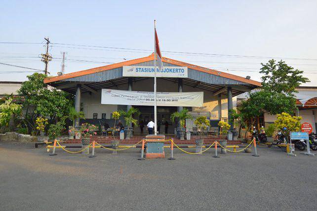 Stasiun Mojokerto (heritage.kai.id)