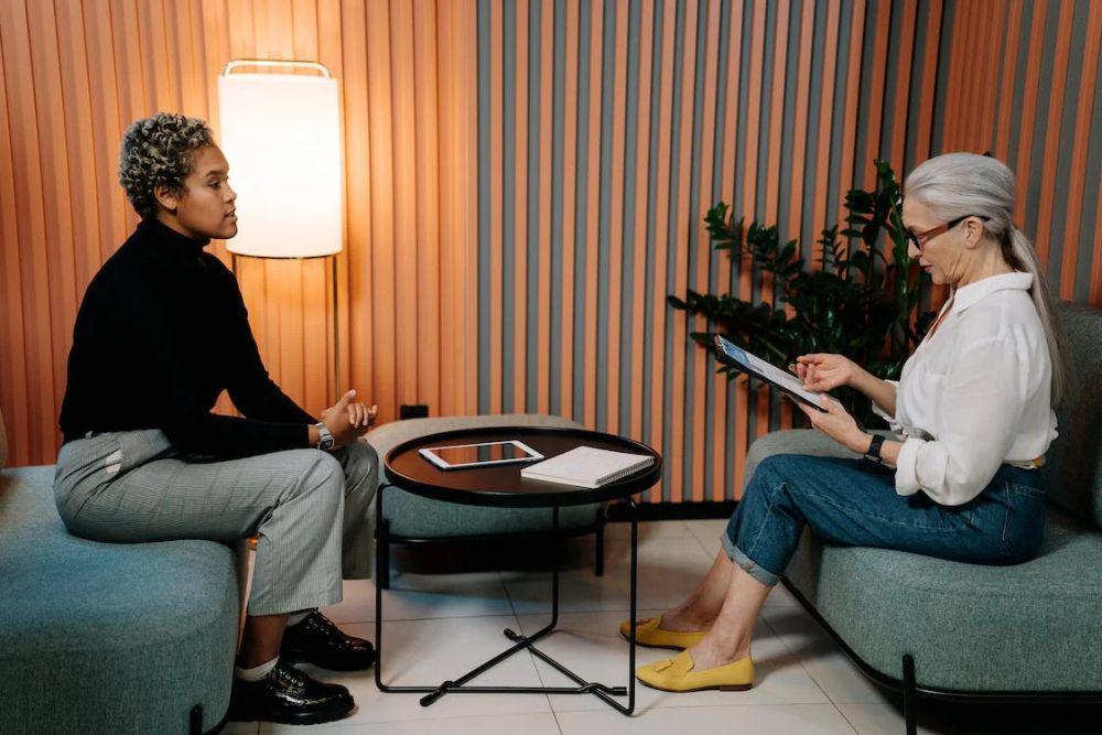 5 Pertanyaan yang Selalu Ditanyakan HRD saat Interview Kerja