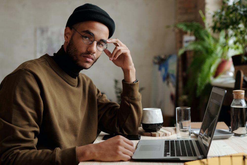 5 Jasa Menulis yang Bisa Menghasilkan Cuan, Mau Coba?