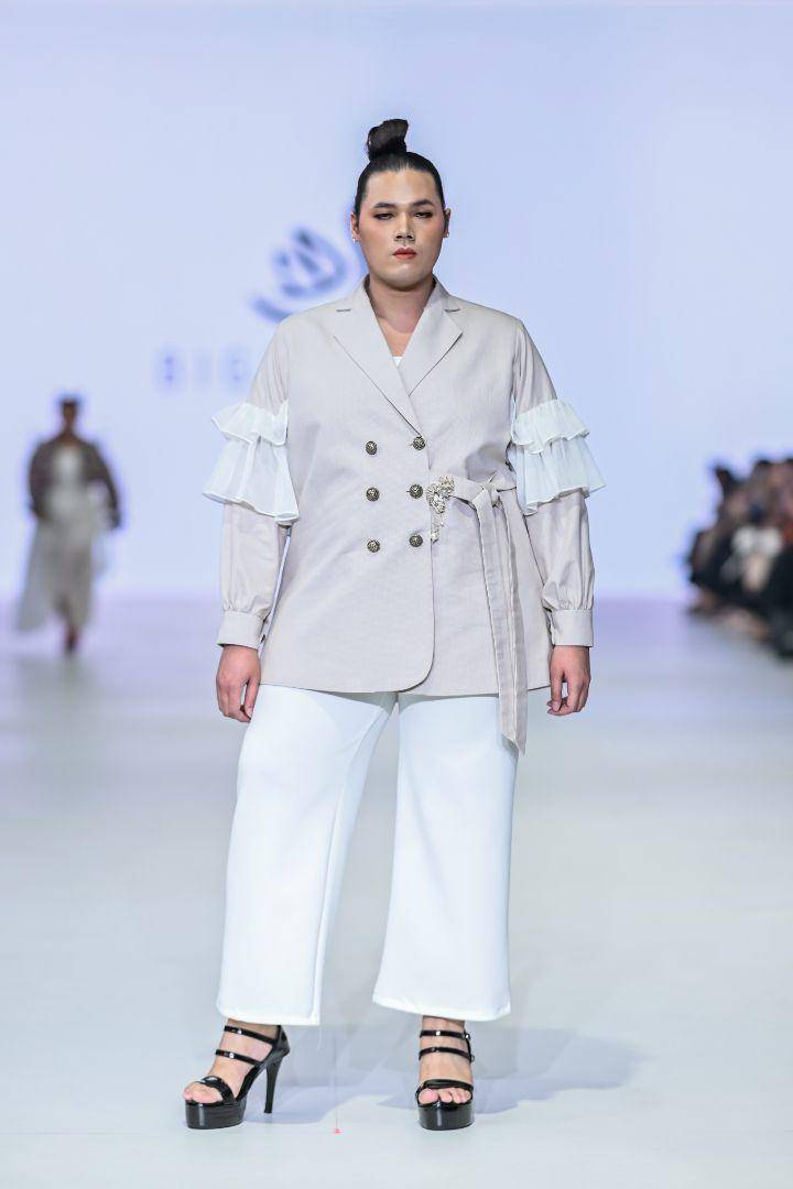 Koleksi Bigissimo di Jakarta Fashion Week 2024 (Dok. Jakarta Fashion Week/Dandy Hendrata)
