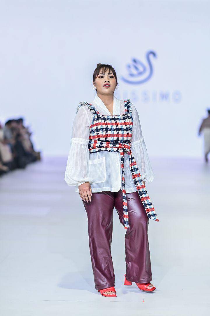 Koleksi Bigissimo di Jakarta Fashion Week 2024 (Dok. Jakarta Fashion Week/Dandy Hendrata)