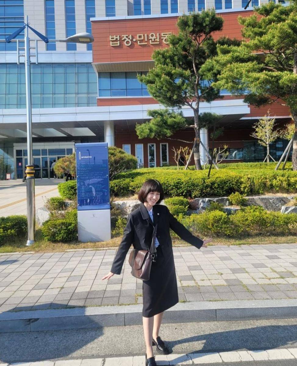 ide OOTD ala Park Eun Bin (instagram.com/eunbining0904)