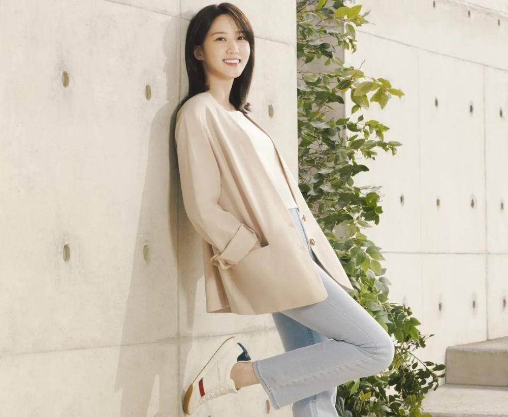 ide OOTD ala Park Eun Bin (instagram.com/eunbining0904)
