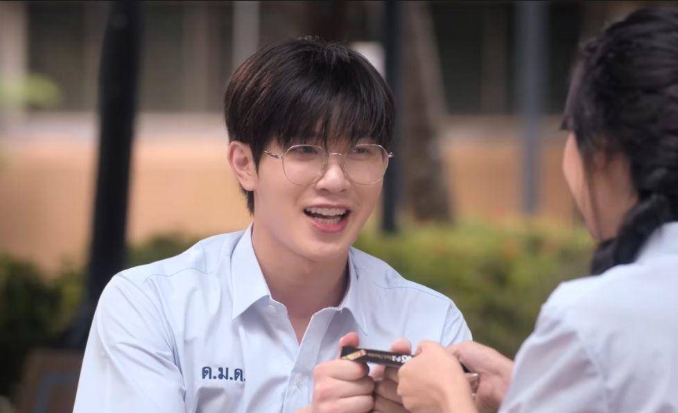 potret Yim Pharinyakorn di drama Middleman's Love (dok. Domundi TV/Middleman's Love)