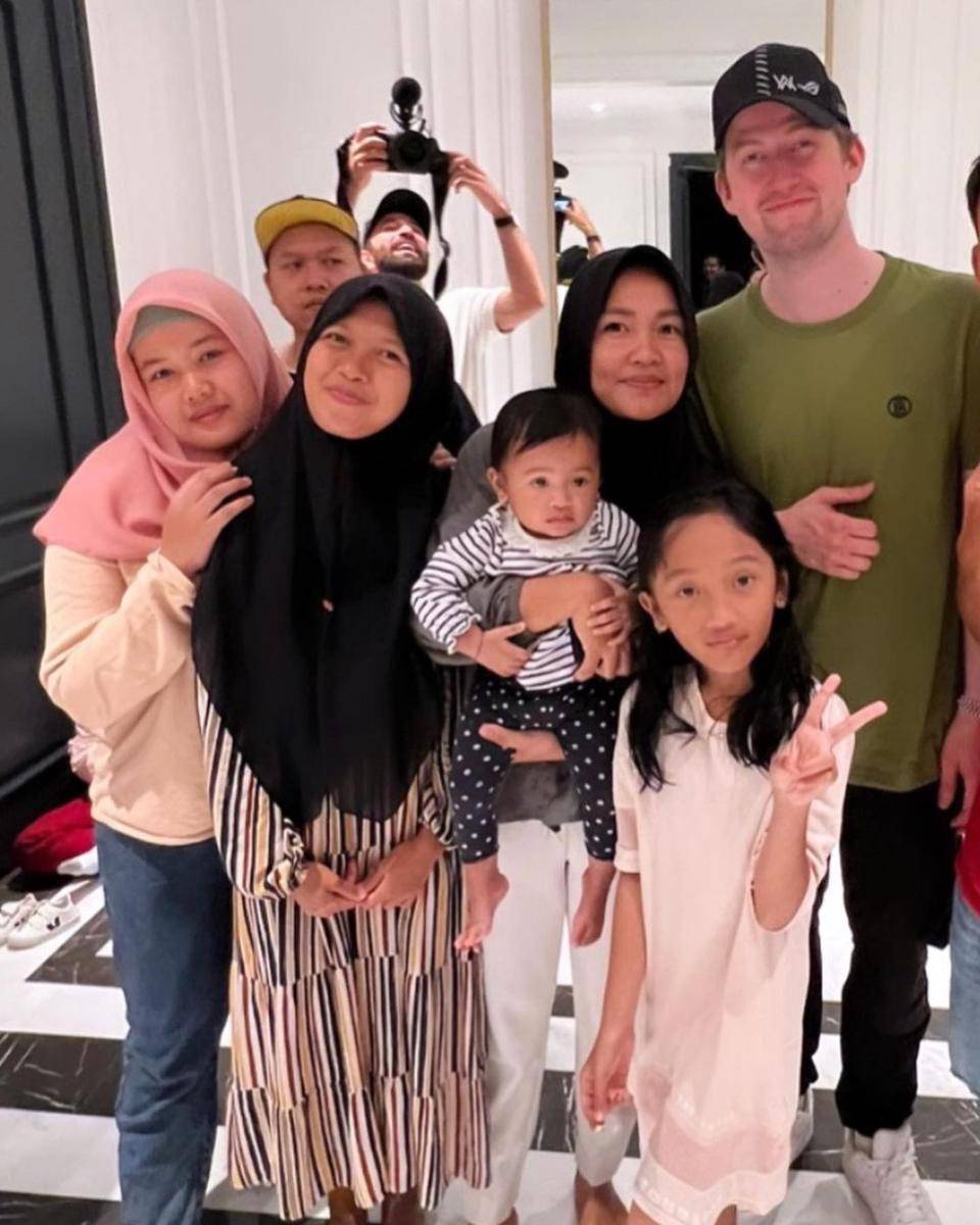 potret ART Raffi Ahmad dan Alan Walker (instagram.com/nadiradamayanty/)