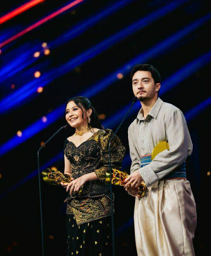 potret Prilly Latuconsina di IMA Awards 2023 (instagram.com/prillylatuconsina96)