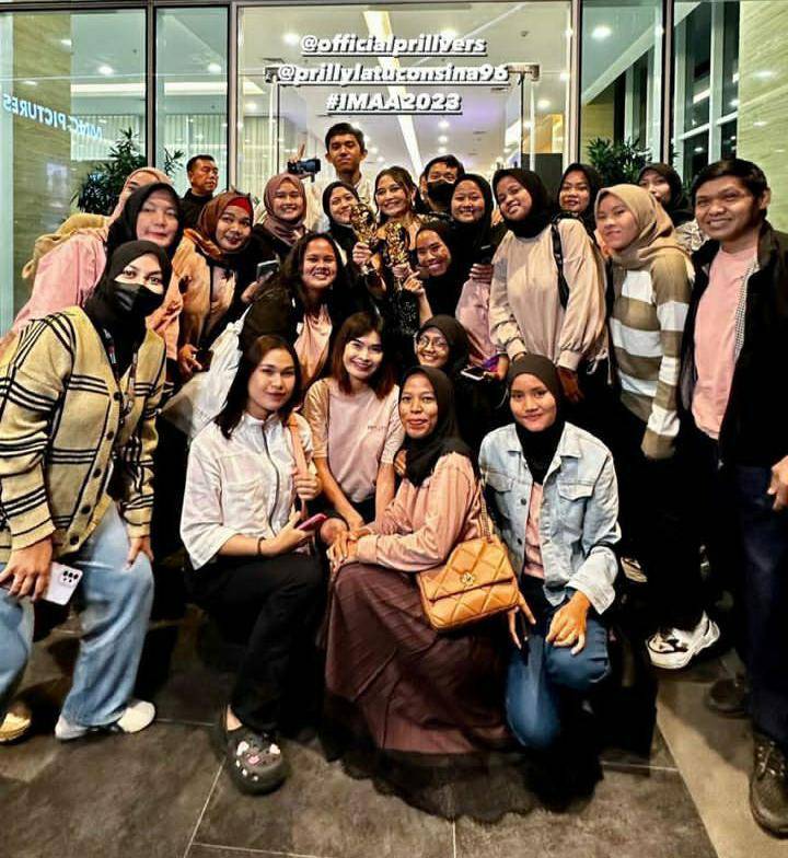 potret Prilly Latuconsina di IMA Awards 2023 (instagram.com/prillylatuconsina96)