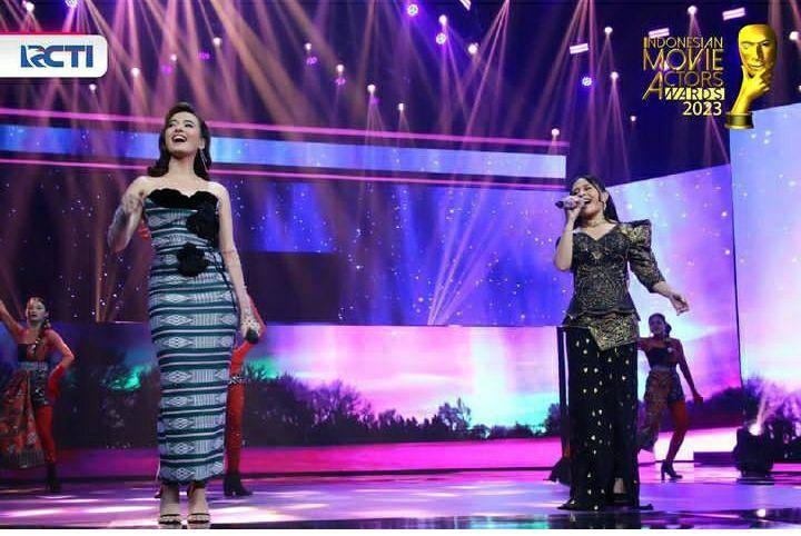 potret Prilly Latuconsina di IMA Awards 2023 (instagram.com/imaawards)