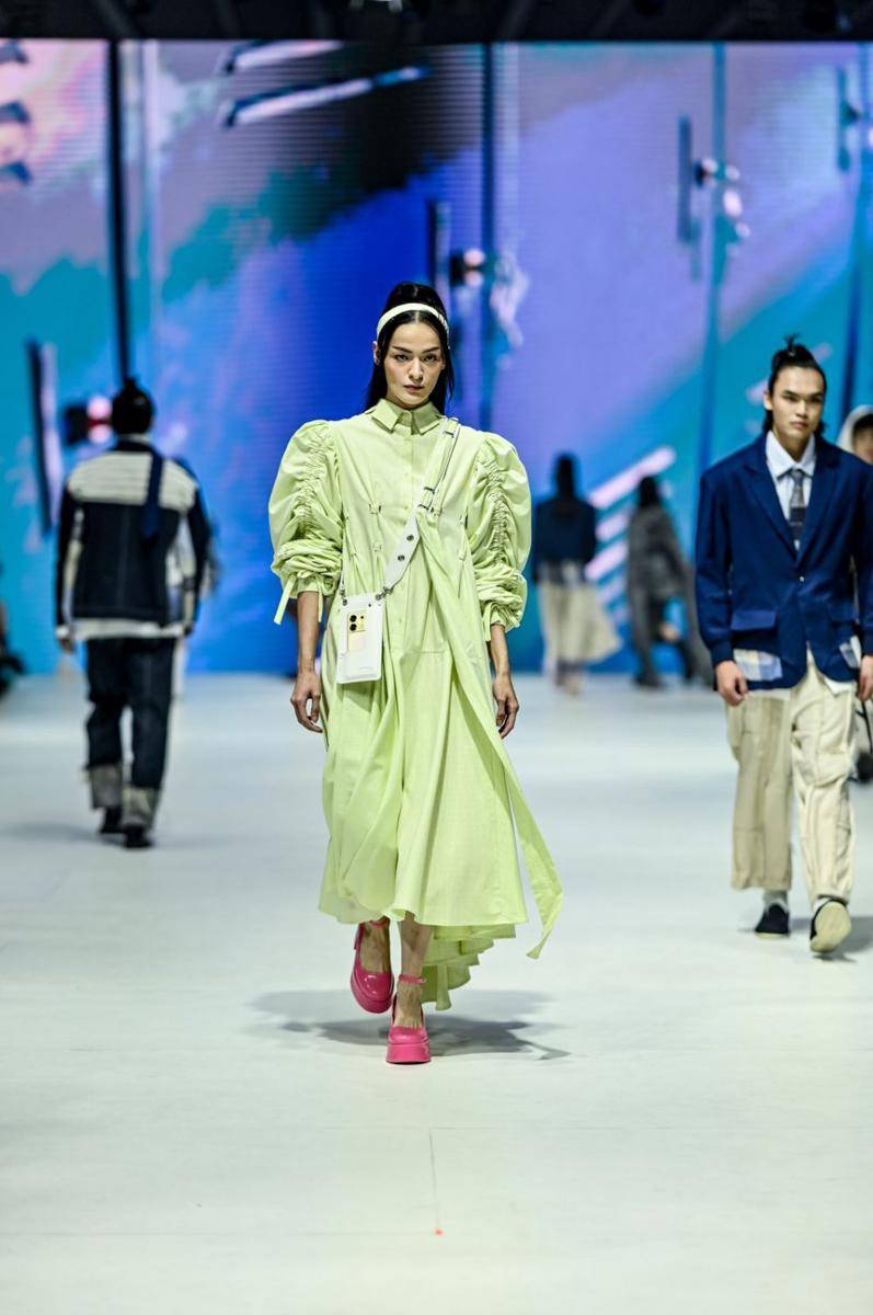 Koleksi Infinix Danjyo Hiyoji di JFW 2024 (publicity.gettyimages.com)