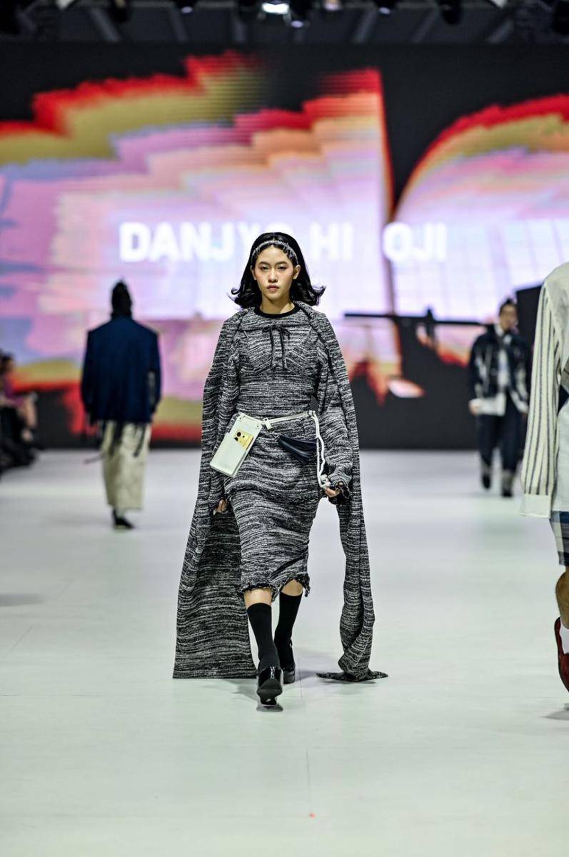 Koleksi Infinix Danjyo Hiyoji di JFW 2024 (publicity.gettyimages.com)