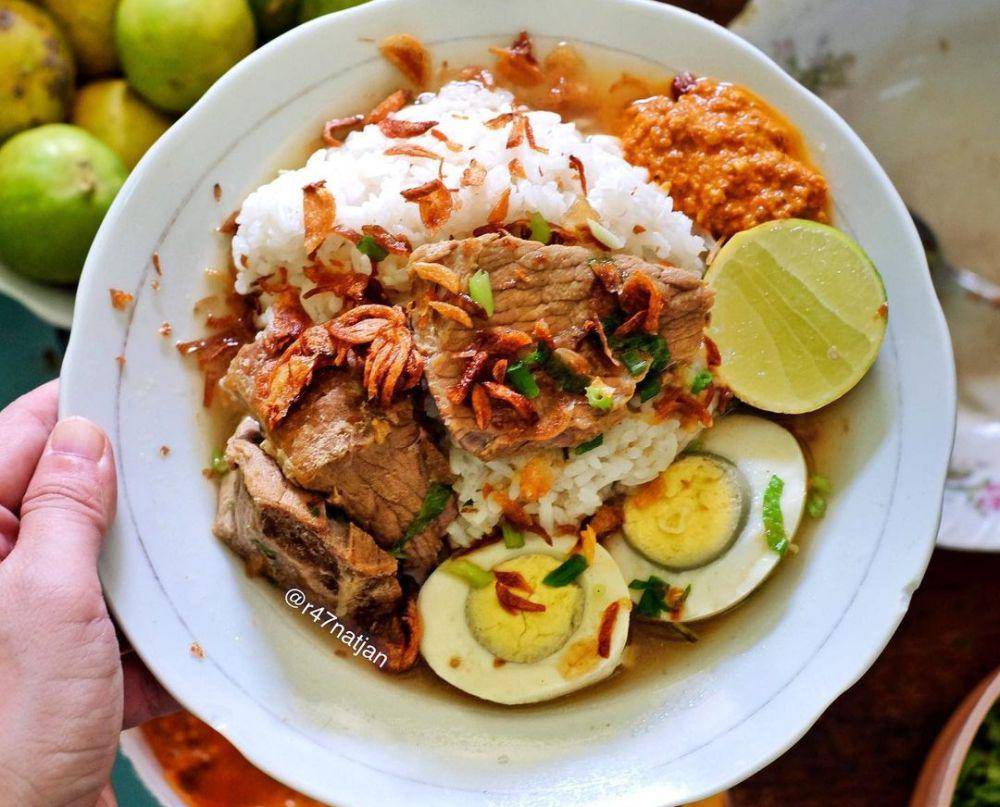 Soto Daging Madura H. Sukron Mahmud (instagram.com/r47natjan)