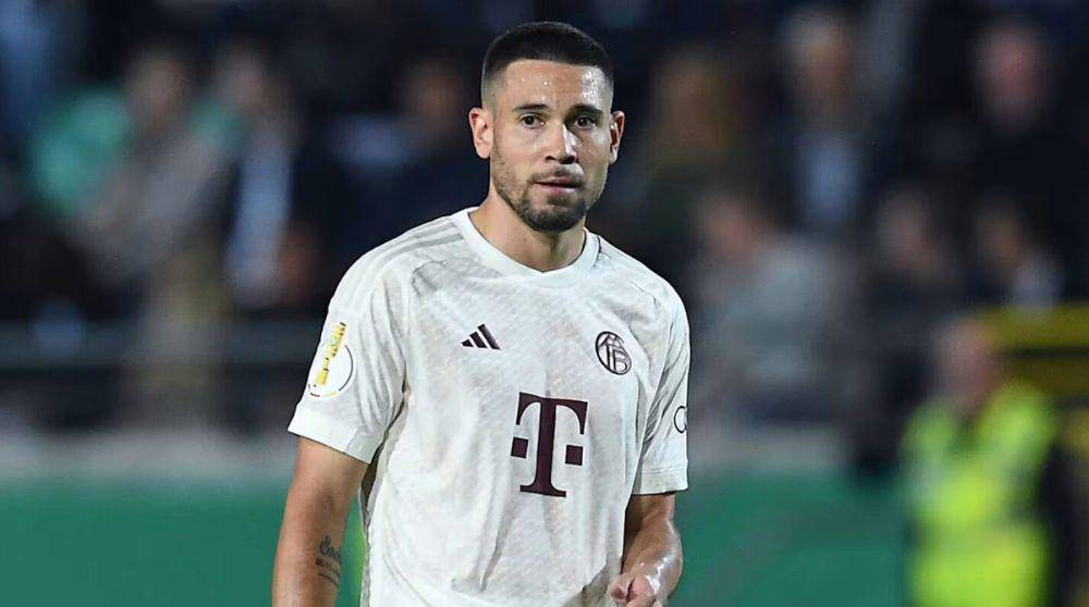 Raphael Guerreiro (fcbayern.com)