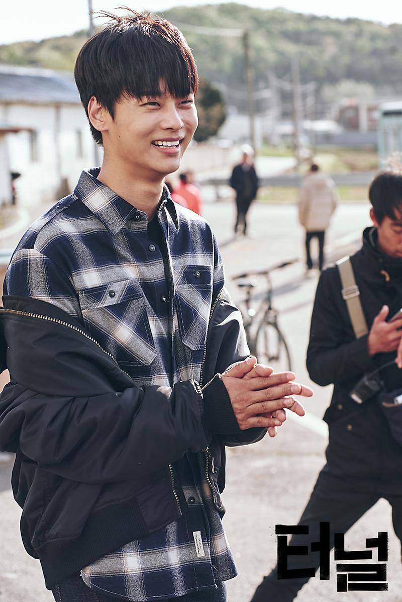 Cha Hak Yeon (instagram.com/ocn_official_)