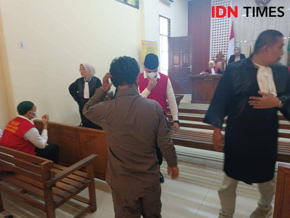 Sidang tanggapan jaksa eksepsi AKP Andri Gustami di PN Tanjungkarang, Bandar Lampung, Kamis (2/11/2023). (IDN Times/Tama Yudha Wiguna).