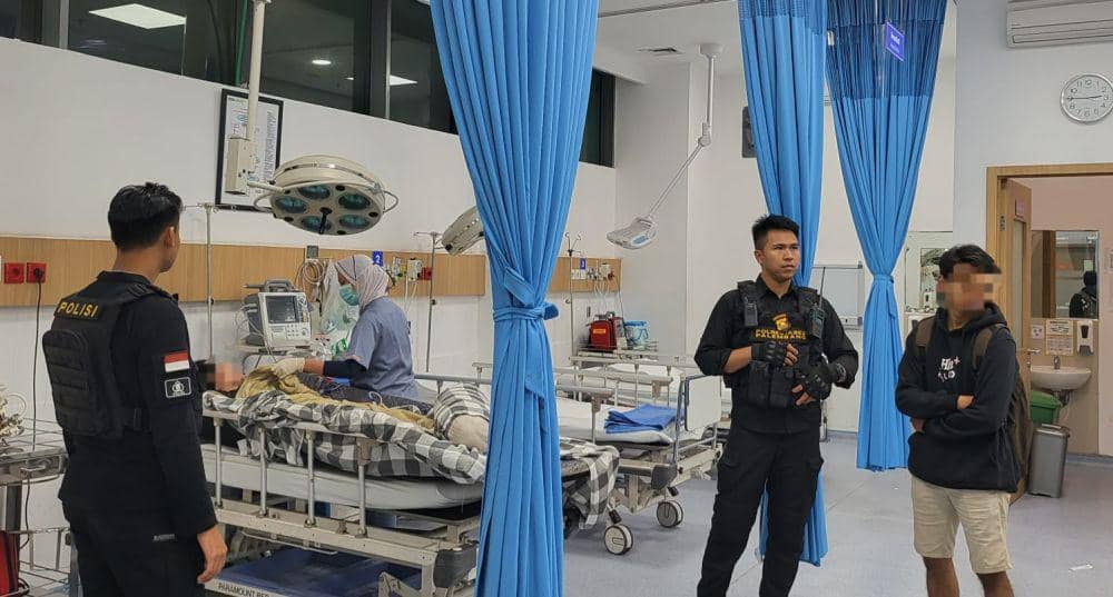 Korban AV saat dievakuasi ke RS oleh Polisi (Dok: istimewa)