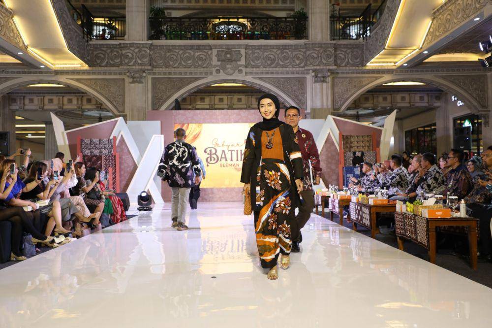 Gebyar Batik Sleman 2023 di Jogja City Mall. (Dok. Istimewa)