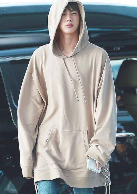 Jin Of BTS (Instagram.com/bts_airportlooks)