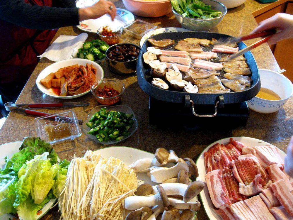 ilustrasi samgyeopsal (pixabay.com/hannaone)