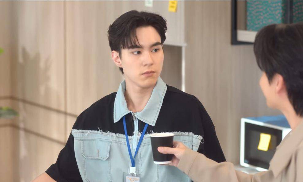 potret Leo Peerapun di drama Middleman's Love (dok. Domundi TV/Middleman's Love)