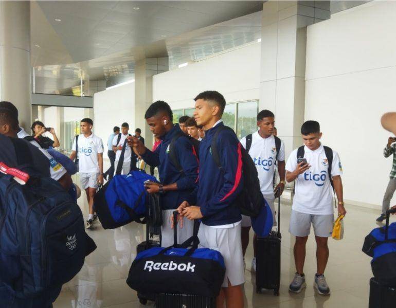 Timnas Panama U-17 saat tiba di Bandara Juanda. Dok. Istimewa