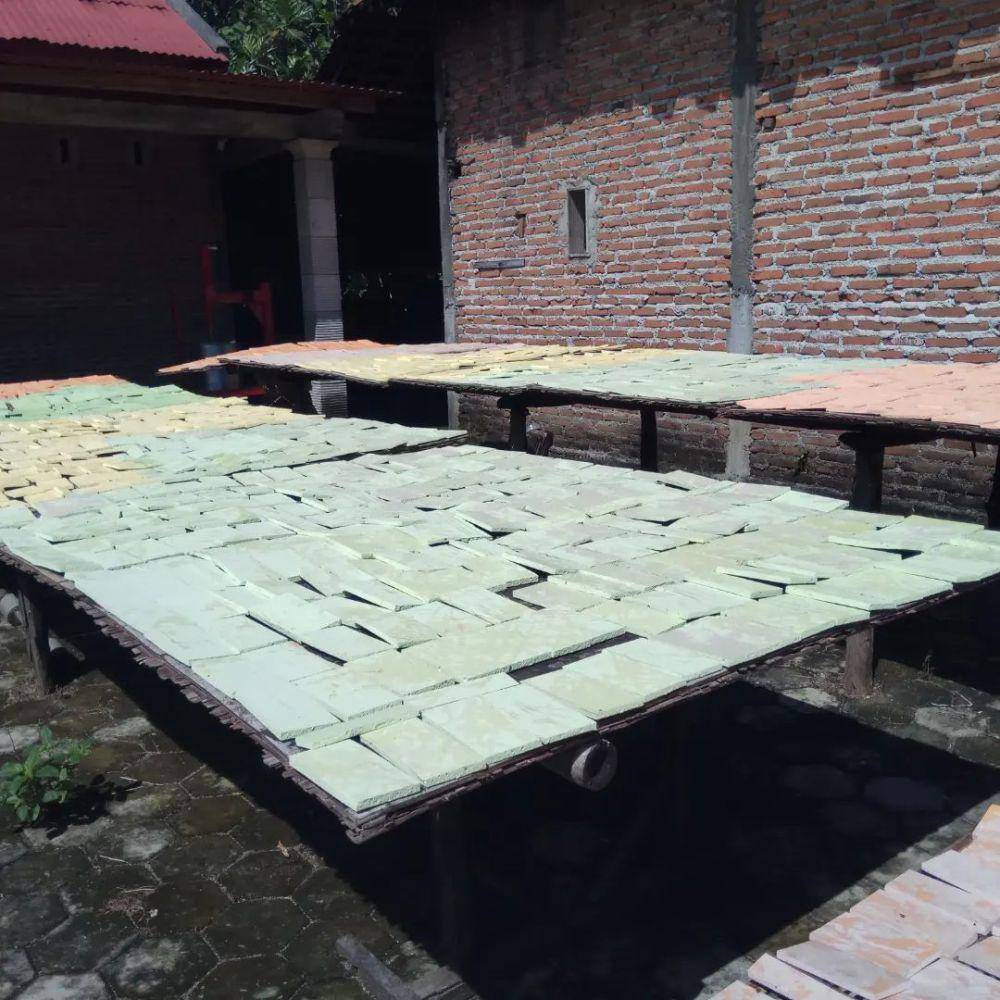 Proses pembuatan brem yang masih tradisional. Instagram/oamhbrem