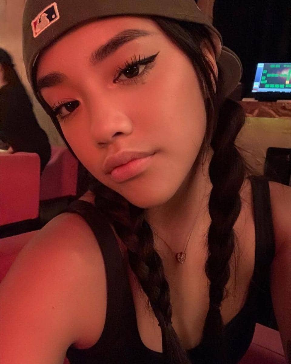 Makeup ala Baila Fauri (instagram.com/bailafauri)