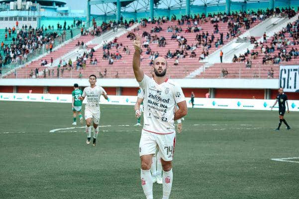 Mohammed Rashid usai mencetak gol. (Baliutd.com)