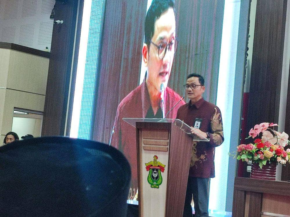 Kepala BPKH Fadlul Imansyah pada seminar nasional tentang pengelolaan keuangan haji di Unhas, Jumat (3/11/2023). (Dok. Istimewa)