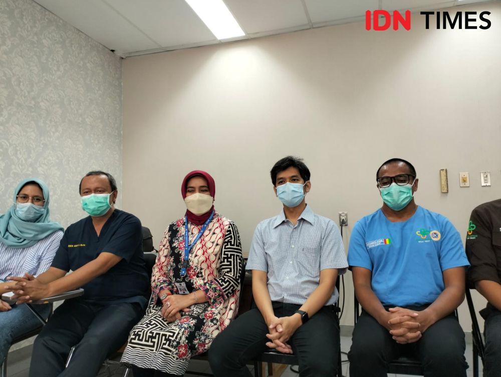 Pelawak Surabaya Eko Londo Masih Koma