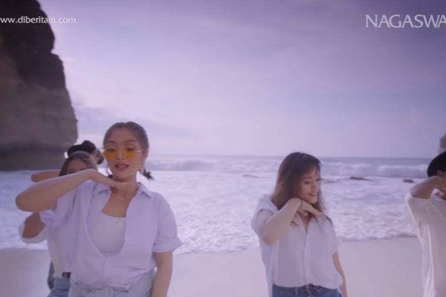 musik video lagu baru Siti Badriah (dok. YouTube/Siti Badriah - Pipi Mimi (Official Music Video NAGASWARA))