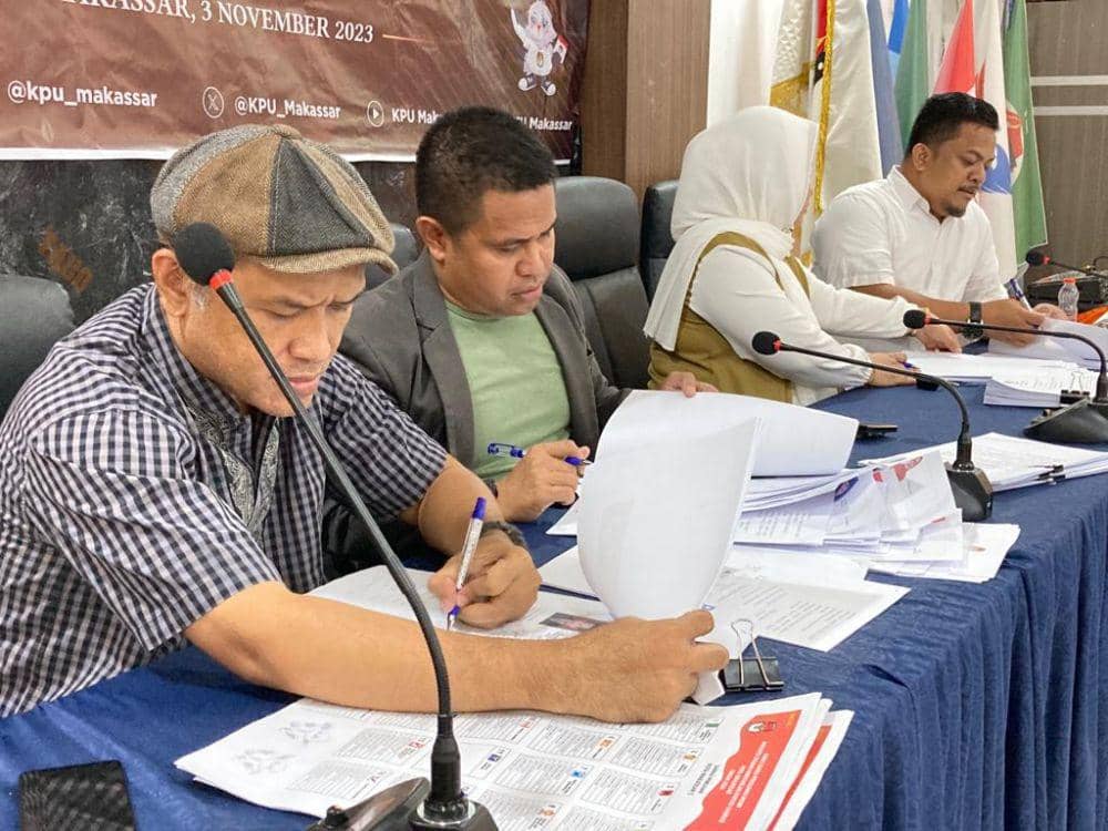 KPU Makassar menetapkan daftar caleg tetap (DCT) Pileg 2024. Dok. IDN Times/KPU Makassar