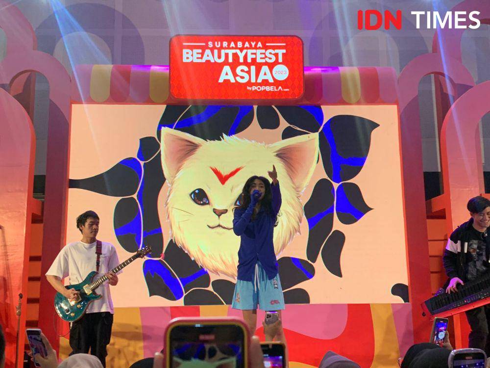 Vierratale di hari pertama BeautyFest Asia Surabaya 2023 (dok. IDN Times/Fina Wahibatun Nisa)