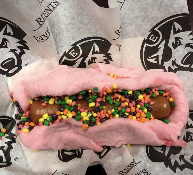 potret inovasi nyeleneh hot dog (reddit.com/user/AnticShroom)