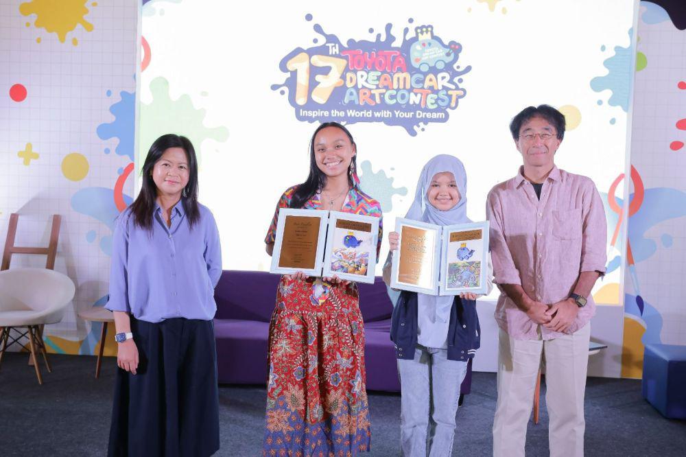 Kalla Toyota Ajak Anak Gambarkan Mobil Masa Depan di TDCAC