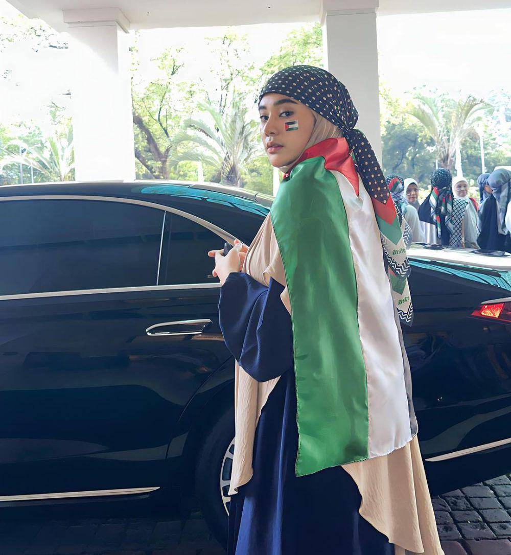 potret Clara Shinta ikut aksi bela Palestina di Monas (instagram.com/clarashintareal)
