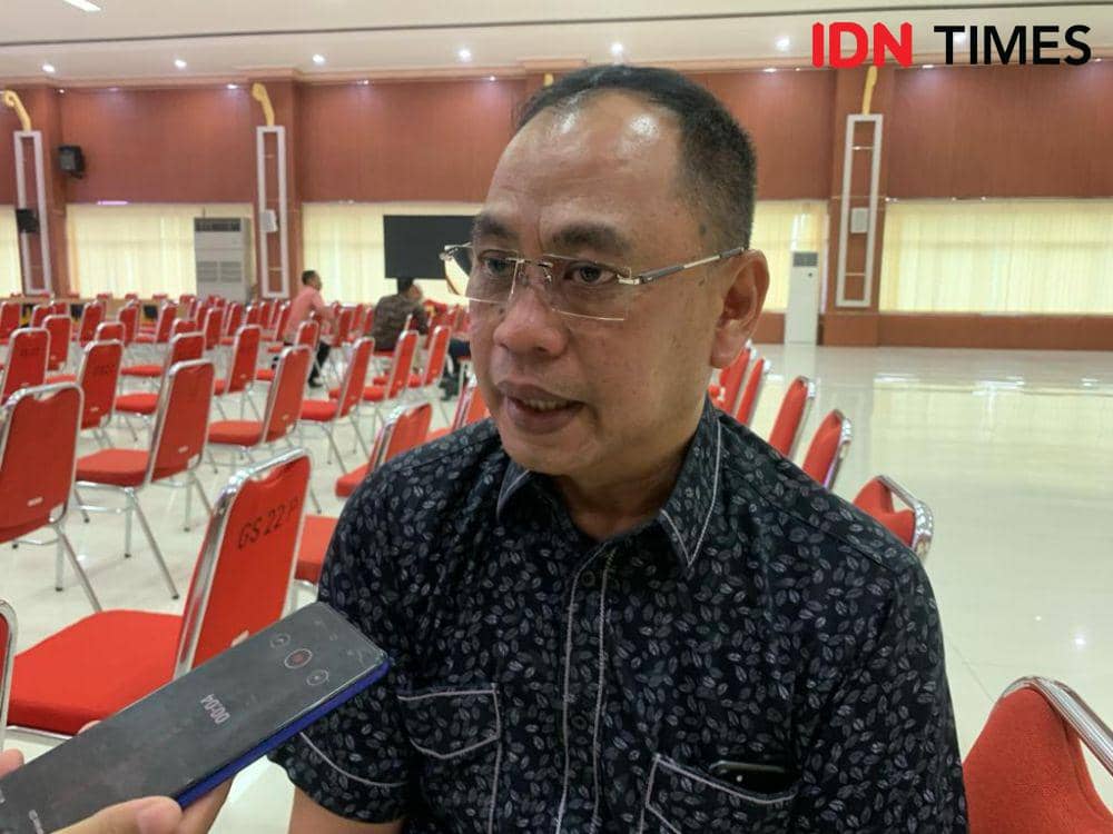 Kepala Dinas Lingkungan Hidup Bandar Lampung, Budiman P Mega. (IDN Times/Rohmah Mustaurida)