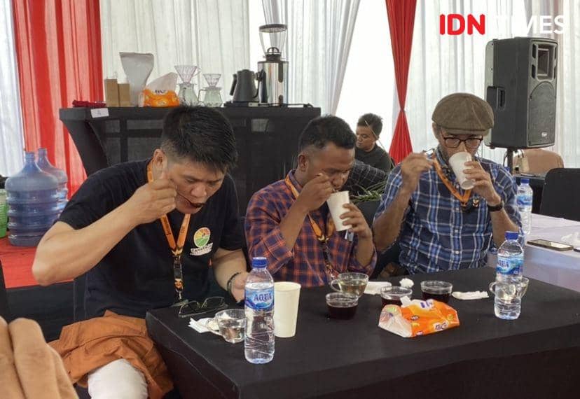 DEKOPI menggelar acara peringati Hari Kopi Dunia (IDN Times/Indah Permata Sari)