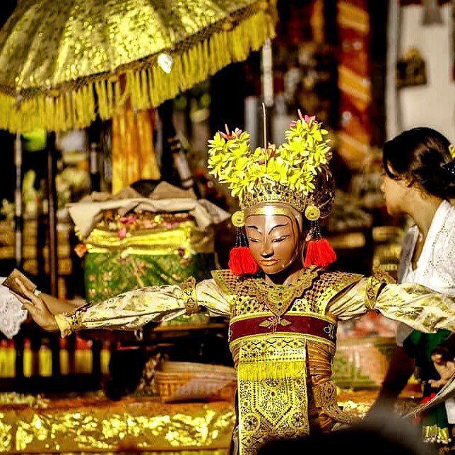 Topeng Ratu Dari, Mengintip Ciri Khas Desa Ketewel