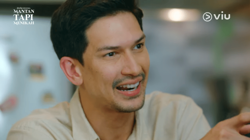 Mantan Tapi Menikah (dok. Fourcolours Films / Teman Tapi Menikah)