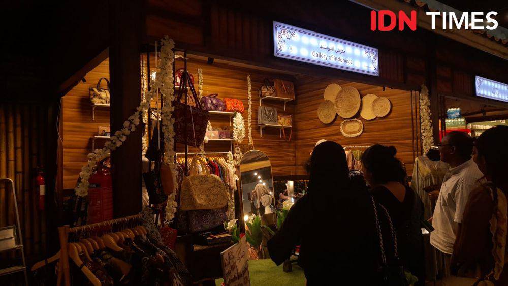 Booth Galery of Indonesia di Global Village Dubai (IDN Times/Ita Malau)