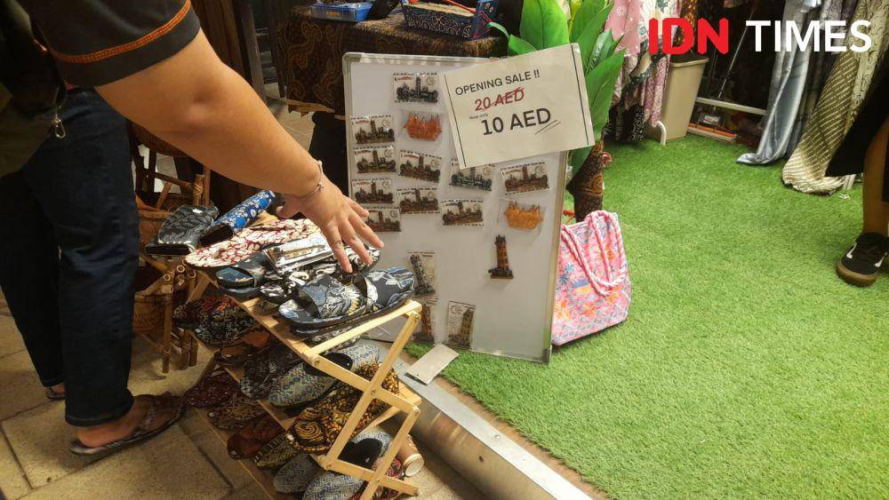 Booth Gallery of Indonesia di Global Village Dubai (IDN Times/Ita Malau)