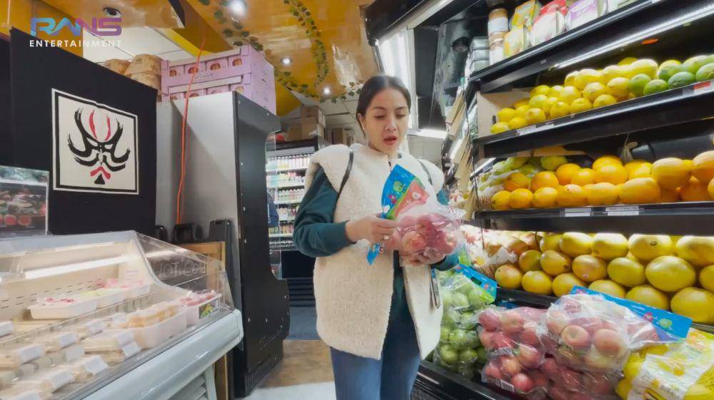 Nagita belanja di supermarket New York (youtube.com/ransentertainment)