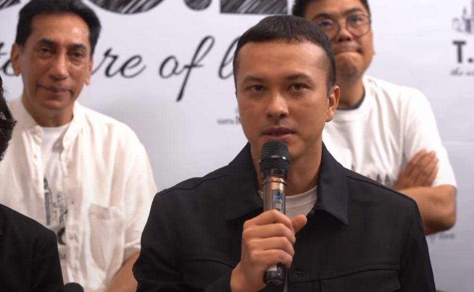 potret Nicholas Saputra di konferensi pers film The Architecture of Love (instagram.com/thearchitectureoflove)