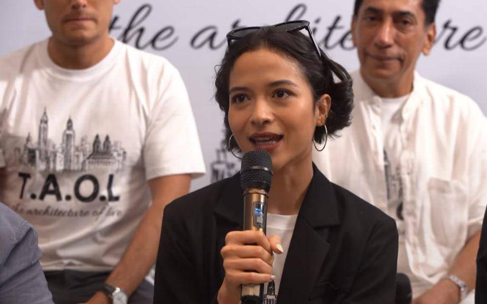 potret Putri Marino di konferensi pers film The Architecture of Love (instagram.com/thearchitectureoflove)